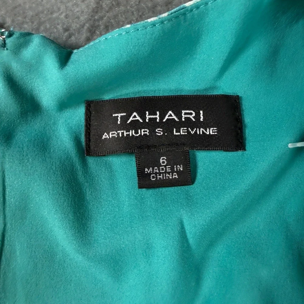 Tahari Arthur S Levine tahari arthur